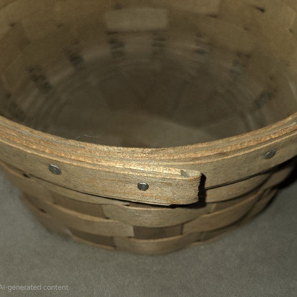 Vintage Longaberger darning basket 1984 leather Handles 7" Diameter 3" High - Picture 6 of 6